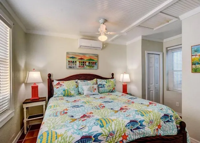 Seaside Retreat #3 Apartment