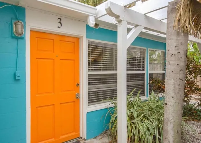 Seaside Retreat #3 * Clearwater Beach